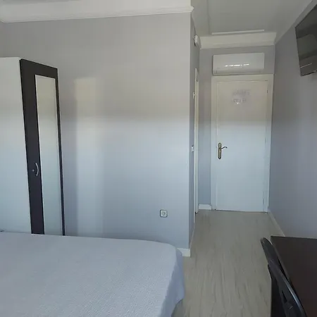 Hostal Fuente Del Pino Jumilla Exterior photo